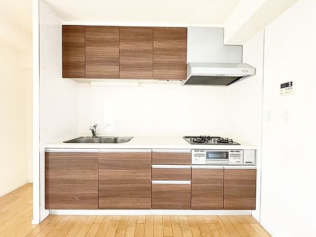内装〜kitchen〜　 毎日使うキッチンがきれいだとお料理も楽しくなります。 
