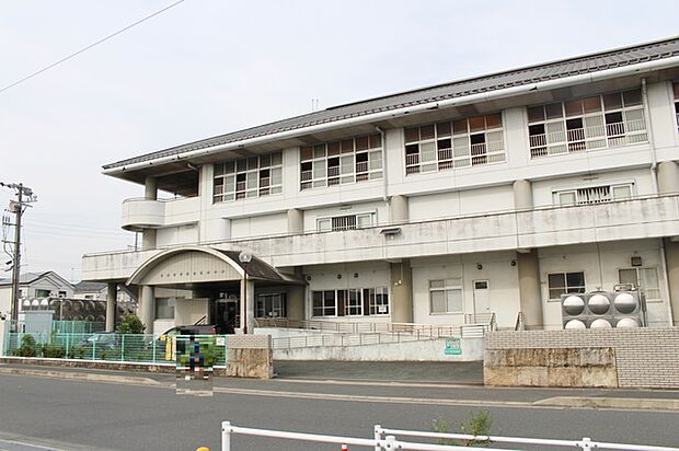 汐田小学校（1060m）