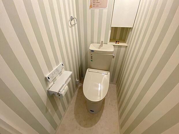 温水洗浄・暖房便座の快適なトイレ 