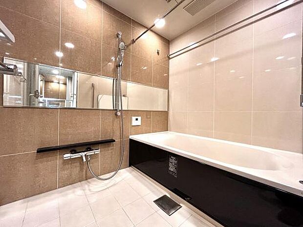 《bath room》 1620タイプの広々としたバスルーム 浴室換気乾燥機ミストサウナ等設備充実しております