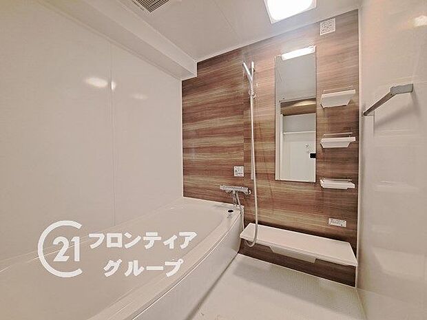 1616サイズの浴室で、広々ゆったりした時間をお過ごしできます！