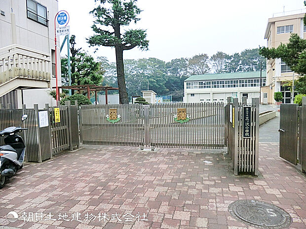 三ツ沢小学校750ｍ