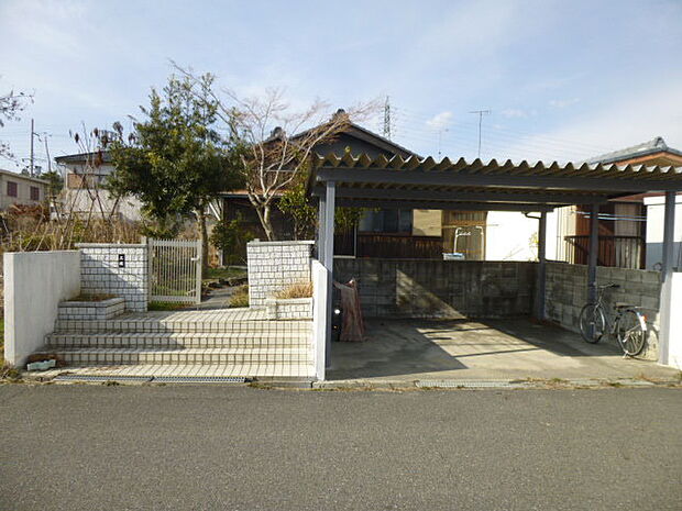 近江鉄道本線 日野駅までバス約10分 サンライズ北バス停 徒歩3分(5DK)の外観