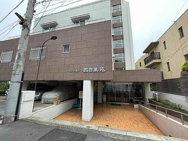                           ＪＲ山手線 目黒駅まで 徒歩7分
      