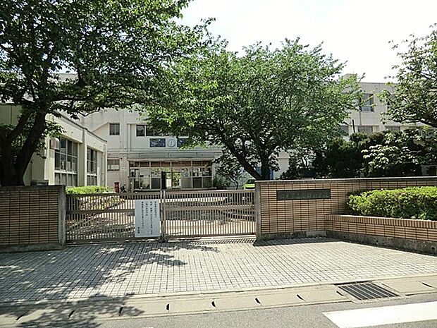 小学校 790m 松戸市立南部小学校(お子さまも元気に登校！松戸市立南部小学校！)