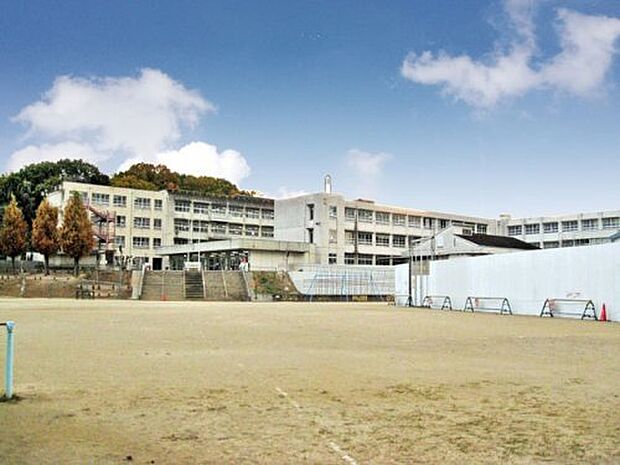 【小学校】堺市立三原台小学校まで1055ｍ