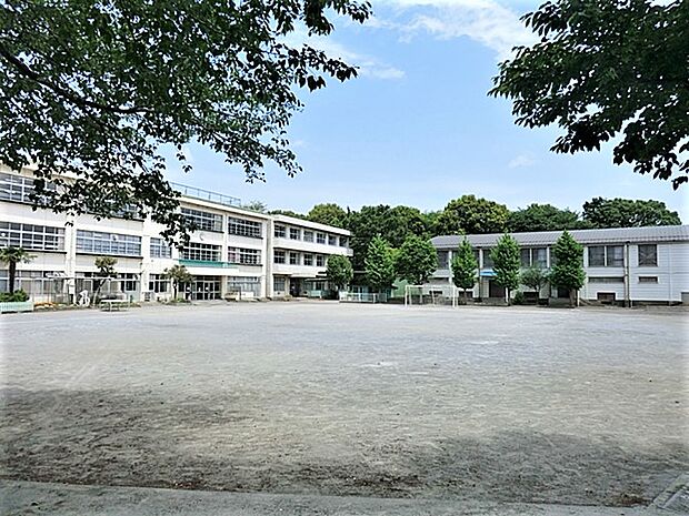 町田市立 町田第二小学校　まで1210m※2029年度より新校舎建設工事期間中、仮校舎を使用予定。