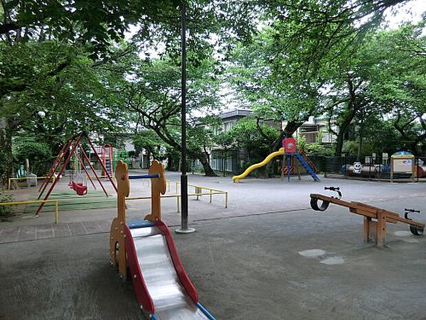 【公園】白金児童遊園まで384ｍ