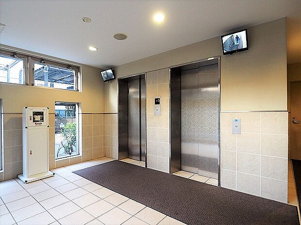 総戸数105戸でエレベーター2基、共用施設も充実のマンションです。