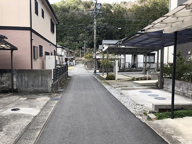 前面道路含む現地写真