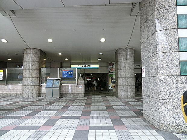 京浜急行電鉄上大岡駅まで徒歩9分（約720ｍ）