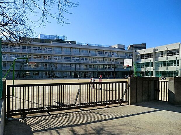 小学校 1220m 松戸市立相模台小学校