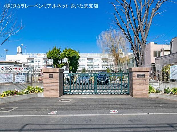 川口市立芝小学校 徒歩16分。 1240m