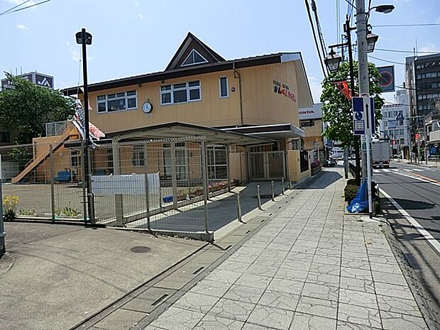 幼稚園・保育園 360m 神戸幼稚園