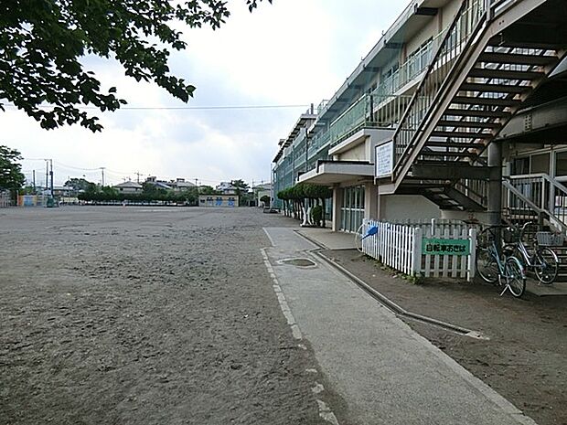 小学校 200m 川越市立泉小学校