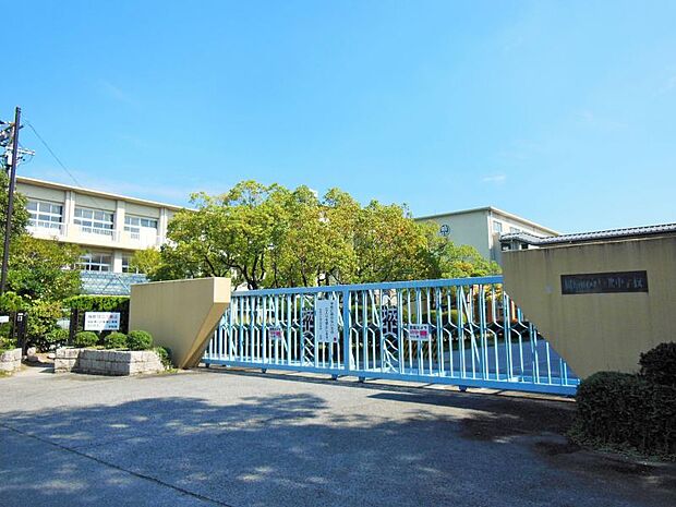 岡崎市立城北中学校　約1478m　約19分愛知県岡崎市の公立中学校。岡崎市城北町に位置する中学校