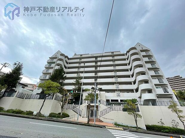 ◆8.9階メゾネットタイプの住戸です♪専有面積140.75平米♪