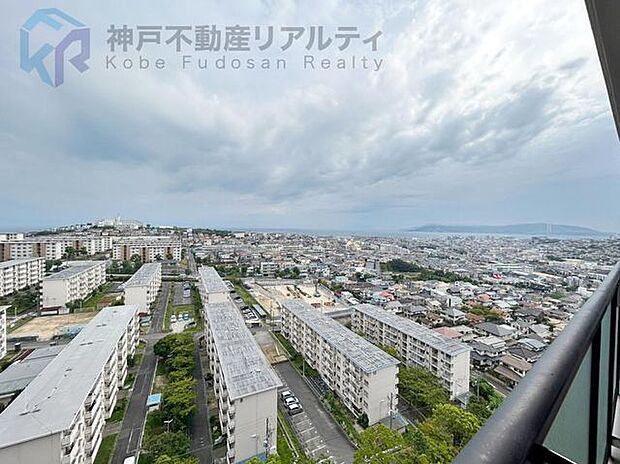 ■最上階17階部分♪淡路島と明石海峡大橋が望めます♪