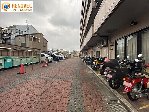 【バイク置場】◆通学・通勤に便利な駐輪場です◆ルールを守ってキレイに駐輪