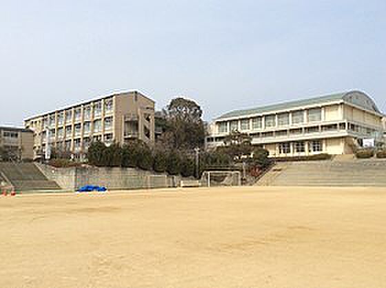 【中学校】西宮市立上ヶ原中学校まで1880ｍ