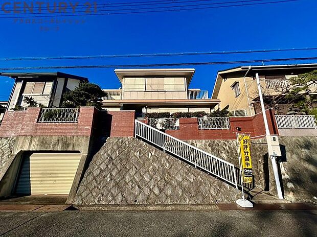             宝塚市逆瀬台4丁目中古戸建
  