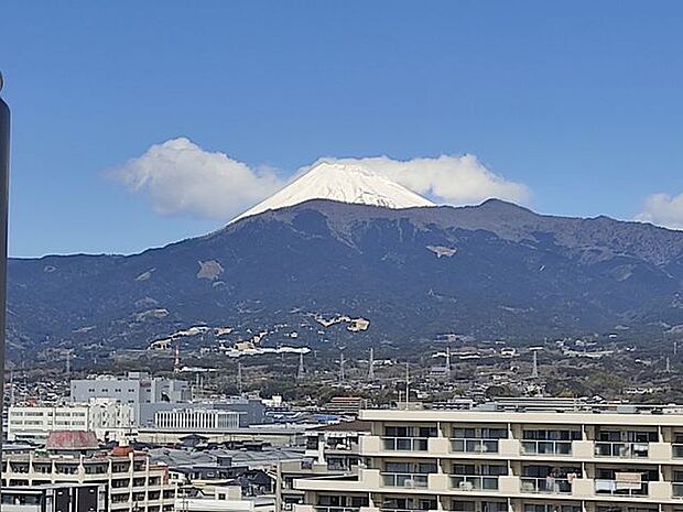 共用部分からの富士山