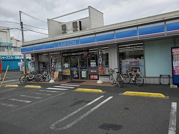 ローソン北区浮間二丁目店