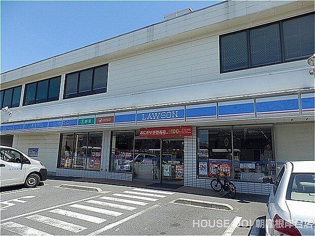 ローソン 朝霞膝折町一丁目店 ローソン　朝霞膝折町1丁目店 280m