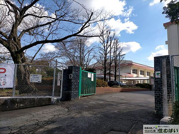 福岡市立平尾中学校 徒歩15分。エリア内の小中学校がどちらも近い、子育てに優しい住環境が魅力的です♪ 1160m