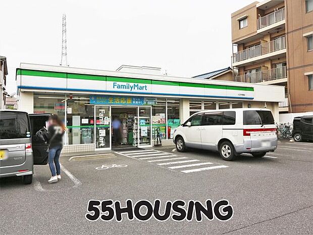 ファミリーマート川口戸塚東店 徒歩5分。 390m