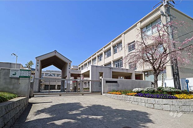 魚崎小学校[公立]の外観