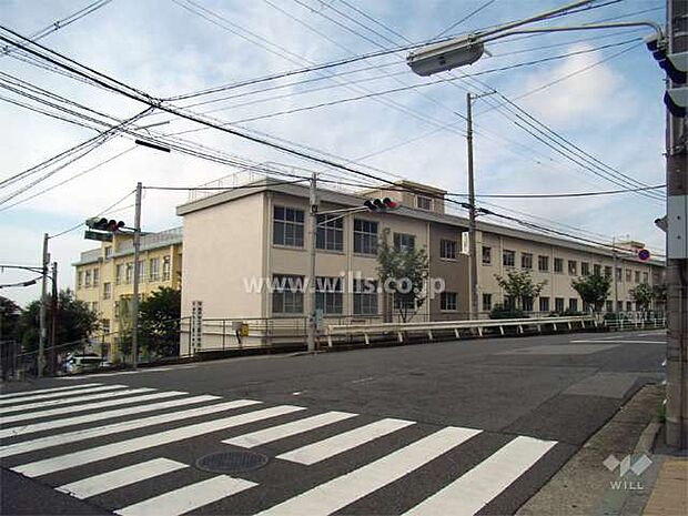 上野中学校[公立]の外観