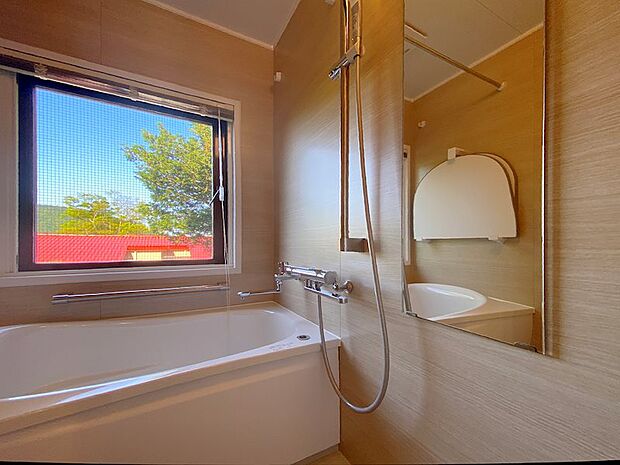浴室もユニットの交換をされています。綺麗なお風呂で戸別温泉をご堪能ください。