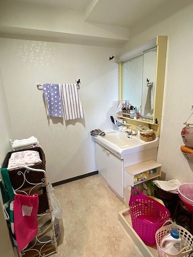【洗面脱衣室】スペースは十分です。