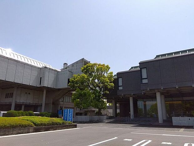 佐賀県立美術館、博物館 540m