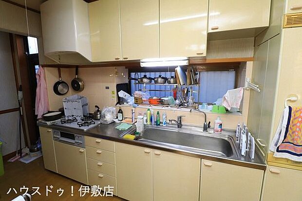 【キッチン】キッチンは綺麗に使われており、程度良好です！