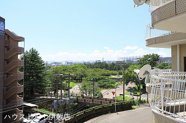 【眺望写真】祇園之洲公園が眺望可能です！