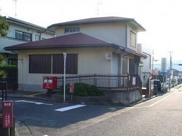 横須賀岩戸郵便局横須賀岩戸郵便局 170m