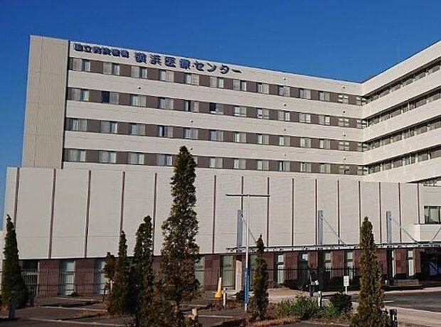 独立行政法人国立病院機構横浜医療センター 徒歩27分。 2200m