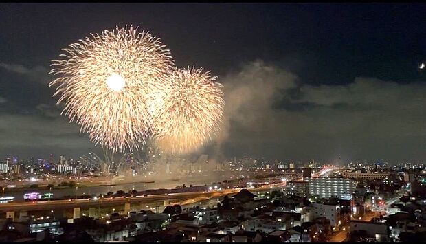 2023年7月22日足立の花火（現地バルコニーから撮影）