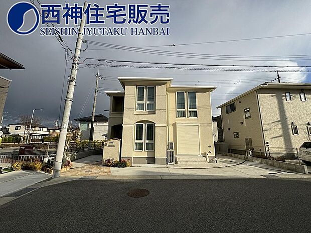 神戸市西山手線　西神南駅から徒歩約23分です。　井吹西小学校　井吹台中学校のエリアです。現地（2024年1月23日）撮影