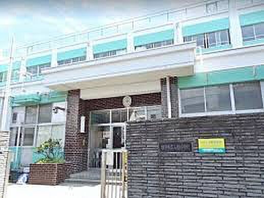 【小学校】横浜市立入船小学校まで482ｍ