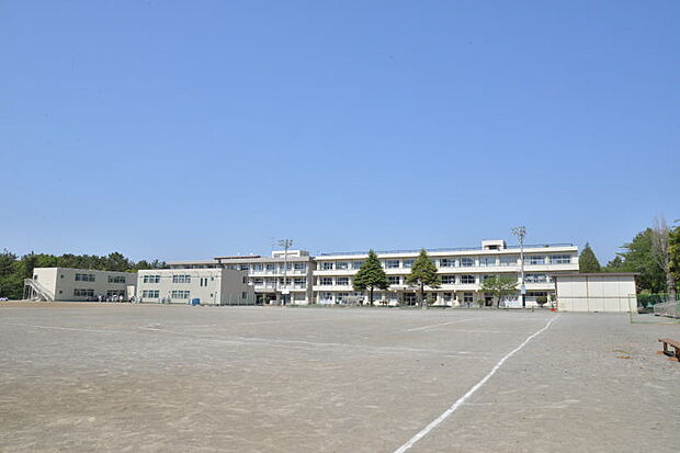 【中学校】千葉市立幕張西中学校まで2215ｍ