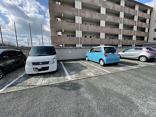 駐車1台可、3，000円/月です。