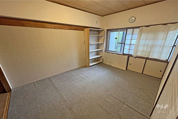 【北西側和室】6.0帖の和室です。売主様はカーペットを敷いて洋室のように使っています。