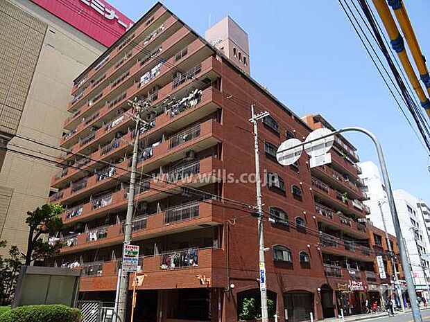 【ＧＳハイム第一江坂の外観（南東側から）】『GSハイム第一江坂』は地下鉄「江坂駅」から南東方向へ徒歩4分、『広芝町』にあるマンションです。