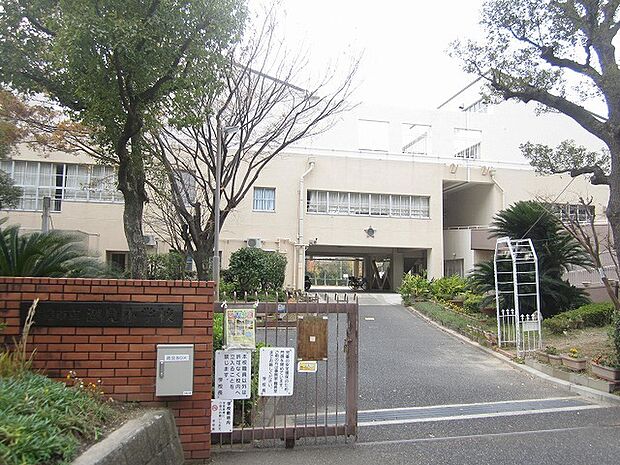 芦屋市立潮見小学校