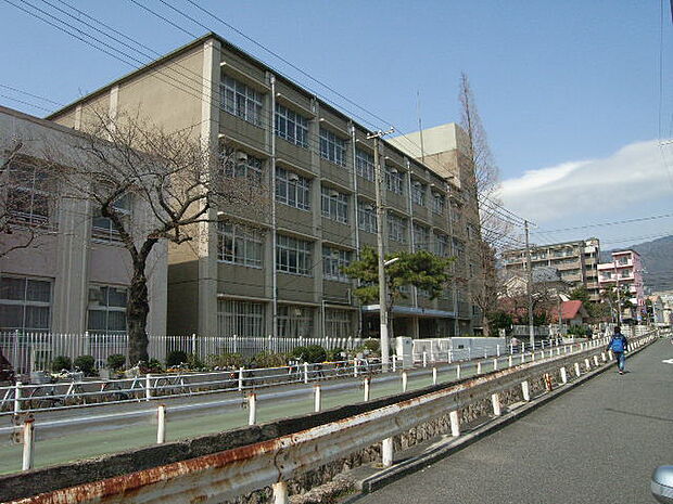 神戸市立御影小学校