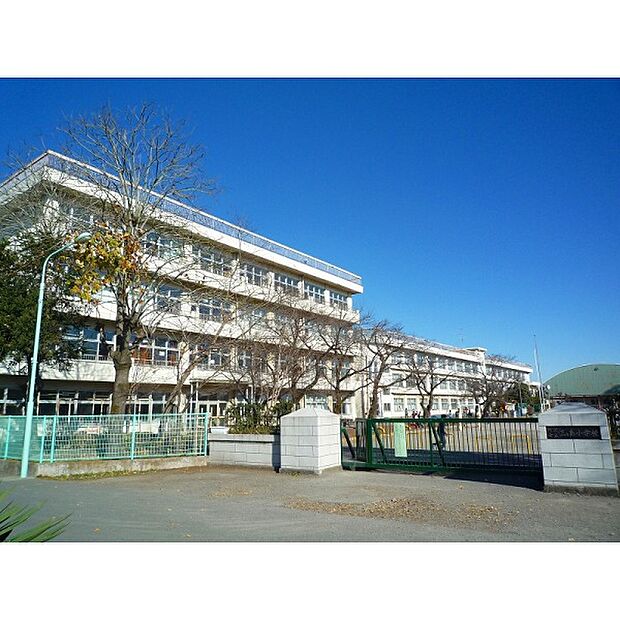 三ヶ島小学校