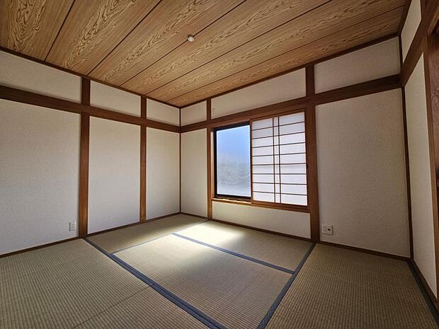 和室6帖：落ち着いた雰囲気の和室は、家族の憩いの場としてもご使用いただけます